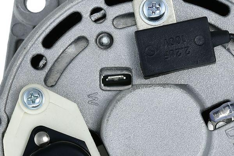 HELLA 8EL 015 643-101 Generator 14V 65A