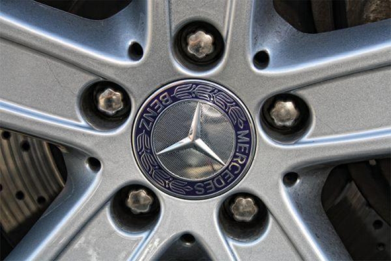 KS TOOLS 515.2055 Sonderprofil-Kraft-Stecknuss für Mercedes 17mm