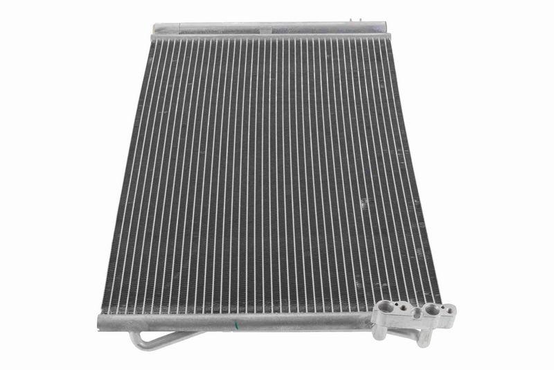 VEMO V20-62-1013 Kondensator, Klimaanlage 575x402x16 mm, M. Trockner mit Trockner f&uuml;r BMW