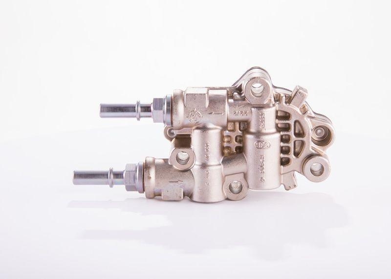 Bosch 0 440 020 096 Zahnradpumpe