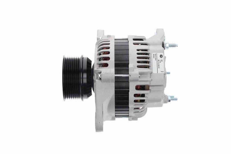 HELLA 8EL 012 584-831 Generator 28V 110A