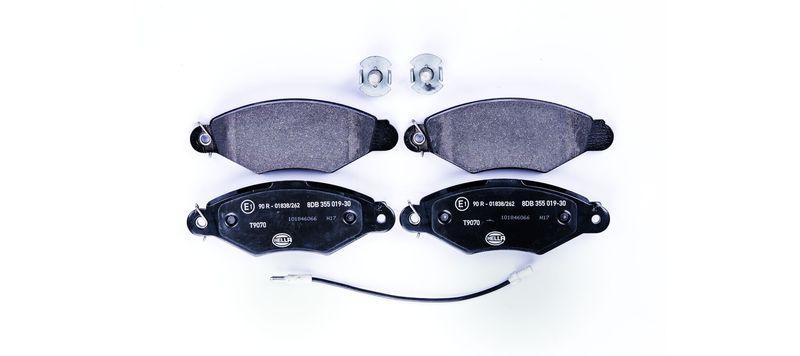 HELLA 8DB 355 019-301 Bremsbelagsatz, Scheibenbremsbelag f&uuml;r RENAULT/NISSAN