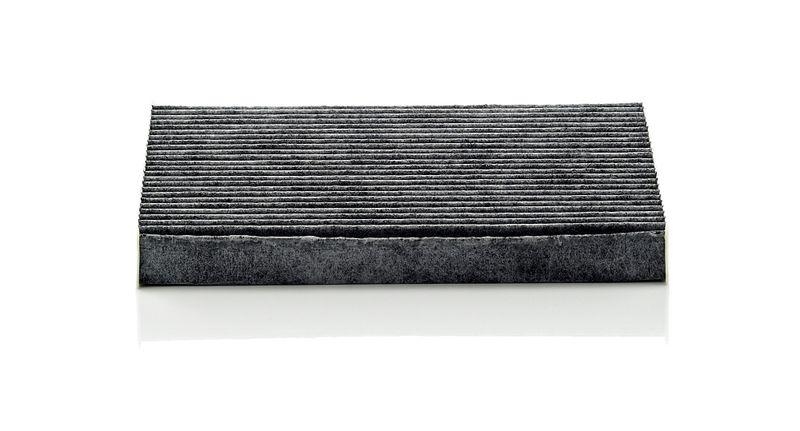 MANN-FILTER CUK 2043 Innenraumluftfilter für Mazda