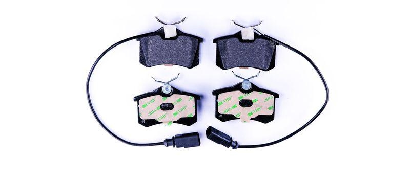 HELLA 8DB 355 013-131 Bremsbelagsatz, Scheibenbremsbelag f&uuml;r AUDI A4 Avant (B5)