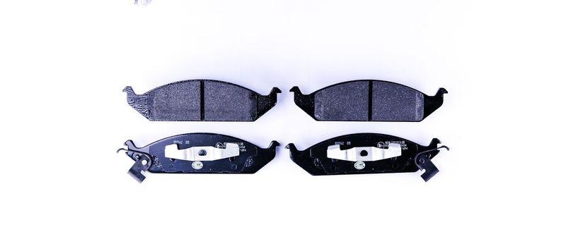 HELLA 8DB 355 013-281 Bremsbelagsatz, Scheibenbremsbelag f&uuml;r CHRYSLER