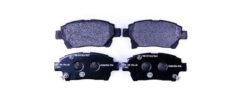 HELLA 8DB 355 014-601 Bremsbelagsatz, Scheibenbremsbelag f&uuml;r TOYOTA