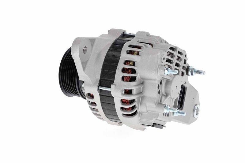 HELLA 8EL 012 584-831 Generator 28V 110A