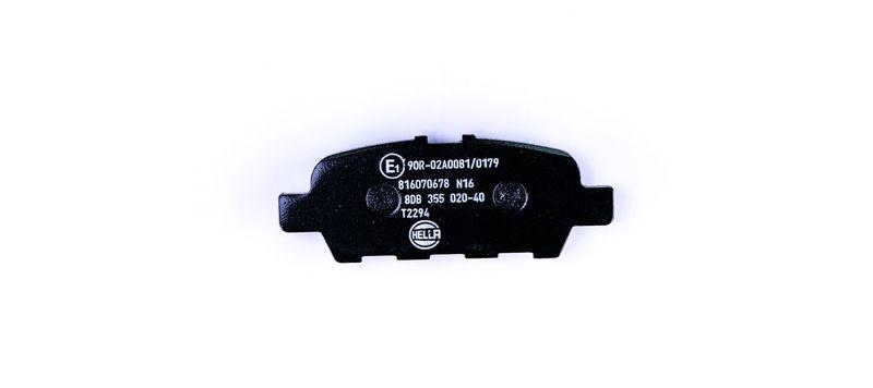 HELLA 8DB 355 020-401 Bremsbelagsatz, Scheibenbremsbelag f&uuml;r NISSAN/INFINITI