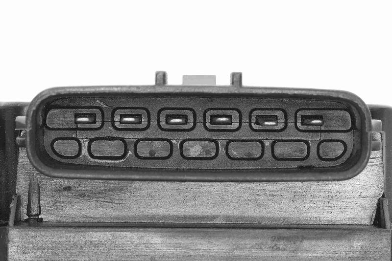 ACKOJA A32-81-0003 Drosselklappenstutzen f&uuml;r MAZDA