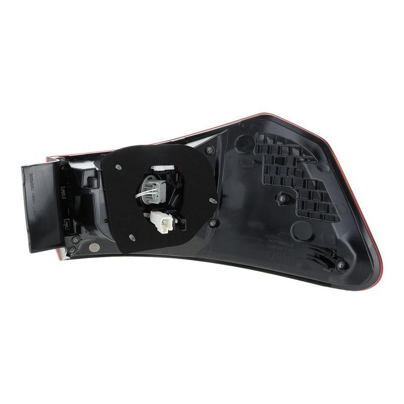 VALEO 047040 R&uuml;cklicht TOYOTA Avensis 2015/05 wing R