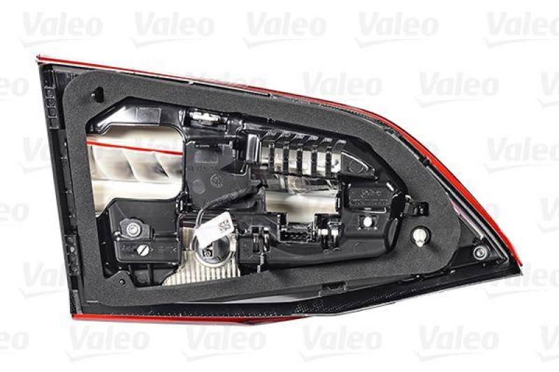 VALEO 047080 R&uuml;cklicht OPEL Astra SW 16/03 boot high R