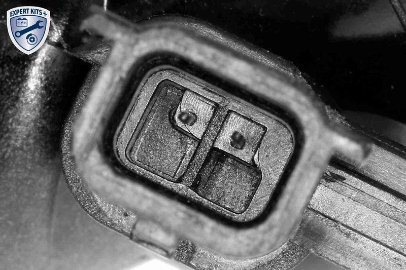 VEMO V46-99-1394 Thermostatgeh&auml;use 95&deg;C mit Geh&auml;use, mit Schalter f&uuml;r RENAULT