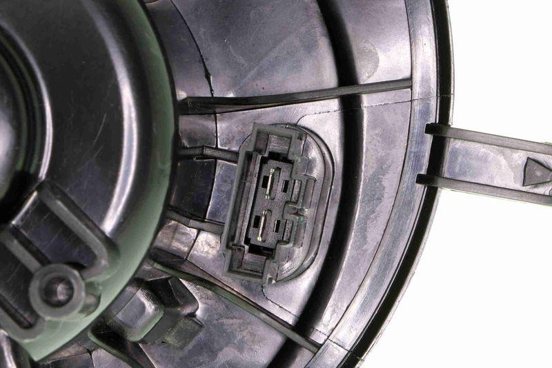 VEMO V15-03-1917 Innenraumgebl&auml;se Rl, M./O. Klima rechtslenkung f&uuml;r VW