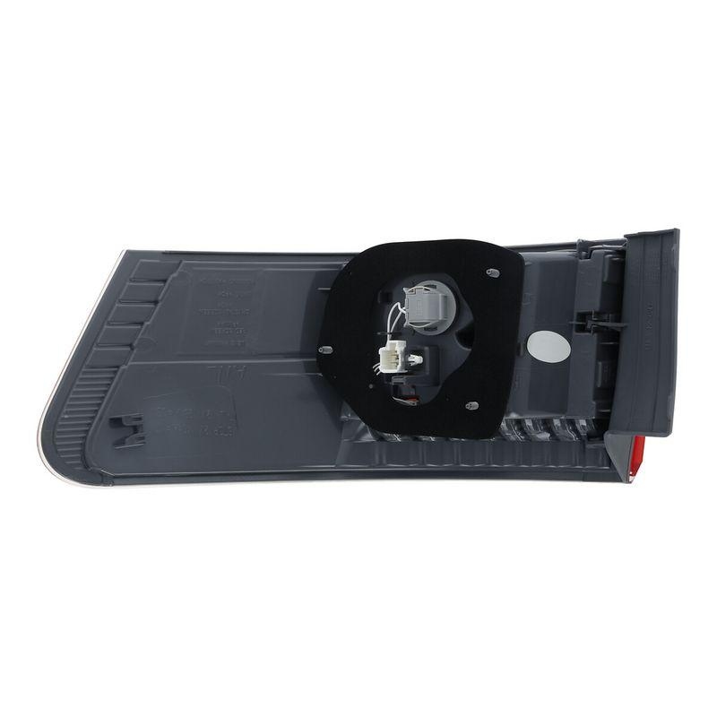 VALEO 043962 Rücklicht Toyota Avensis Break aussen L