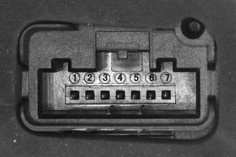 VEMO V10-85-2323 T&uuml;rschloss vorne rechts f&uuml;r SKODA