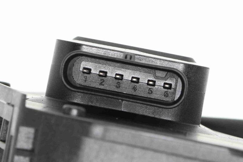 VEMO V30-82-0018 Fahrpedal Sportpaket (Code 952) f&uuml;r MERCEDES-BENZ