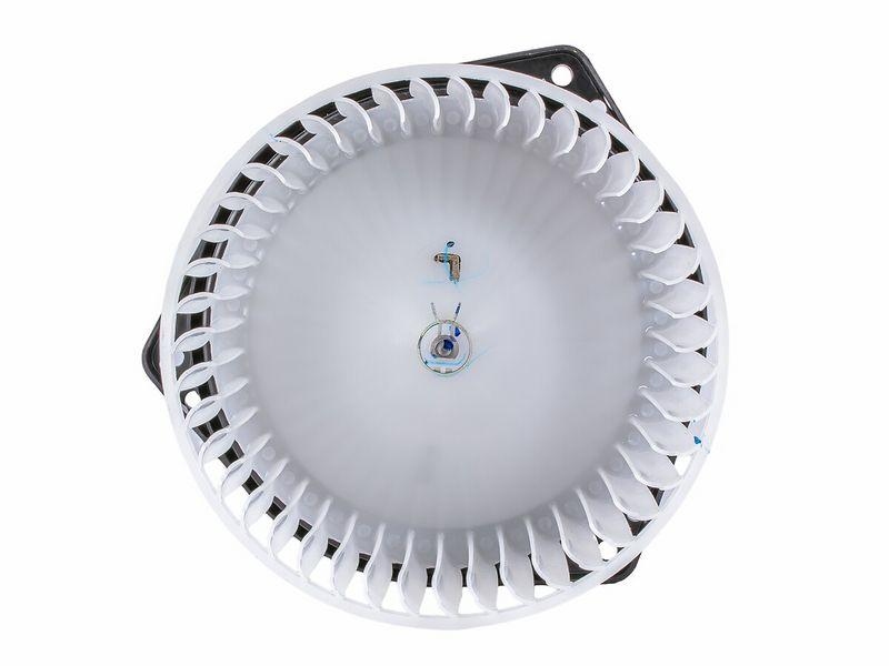 VALEO 815225 Innenraumgebläse Mitsu Triton 2.5L