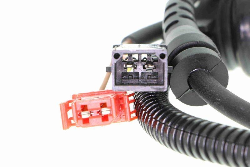 VEMO V10-72-1027 Sensor, Raddrehzahl vorne 1020 mm / 6-Polig f&uuml;r AUDI