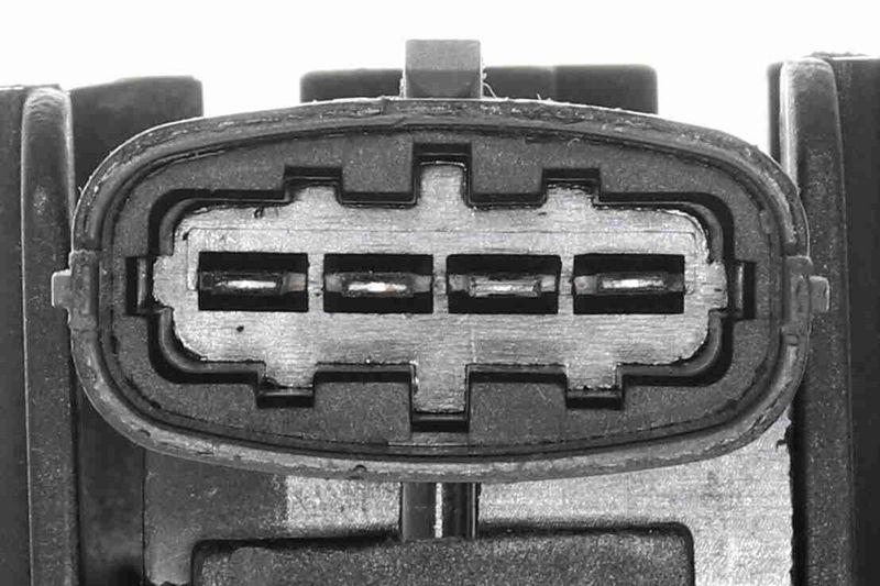 VAICO V25-0990 Ladeluftschlauch f&uuml;r FORD