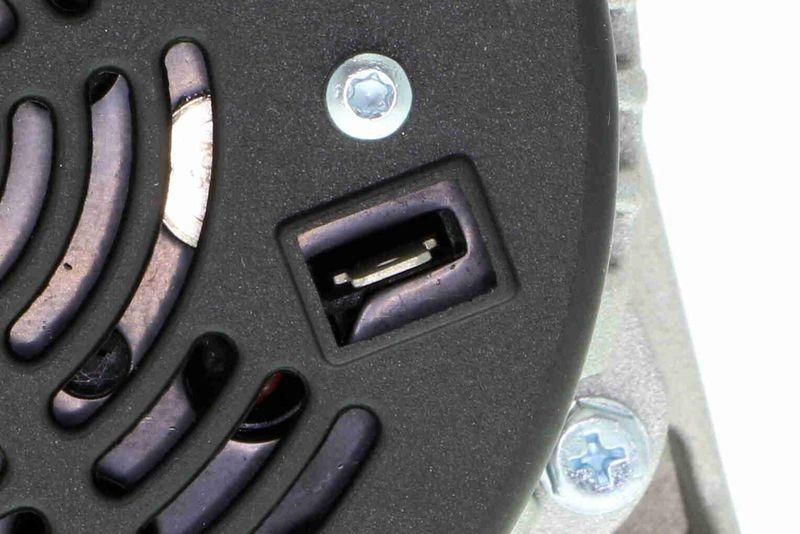 VEMO V30-13-40180 Generator Volt: 14, Ah: 90 f&uuml;r MERCEDES-BENZ