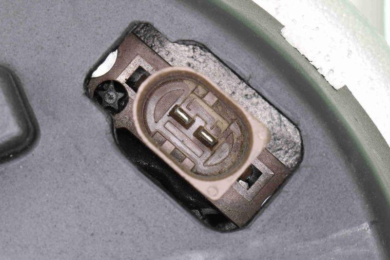 VEMO V30-13-41780 Generator 14 V, 190 A &Oslash;: 84 mm, Rippen: 6 f&uuml;r MERCEDES-BENZ