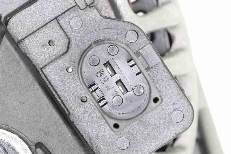 VEMO V30-13-43630 Generator Volt: 14, Ah: 150 f&uuml;r MERCEDES-BENZ