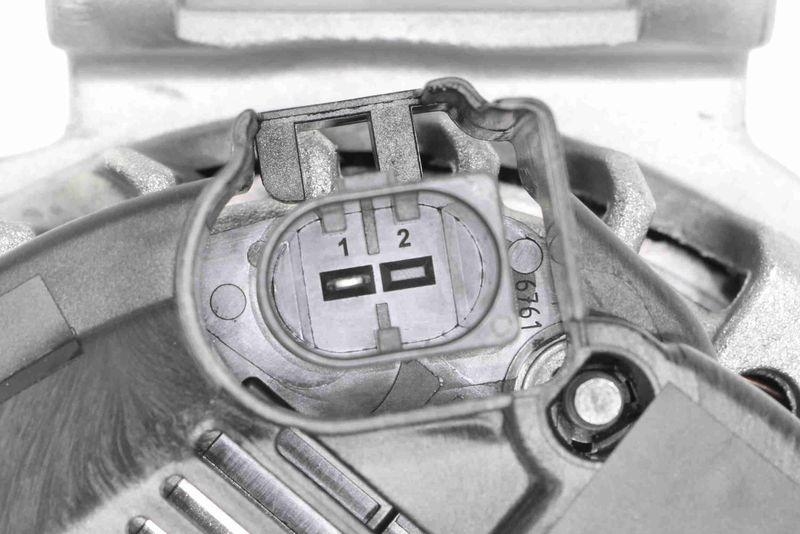 VEMO V30-13-50009 Generator f&uuml;r MERCEDES-BENZ
