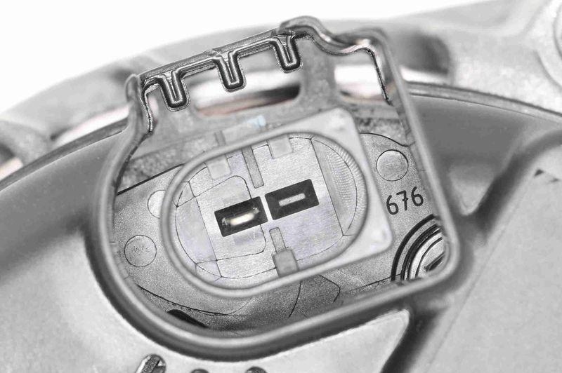 VEMO V30-13-50026 Generator f&uuml;r MERCEDES-BENZ