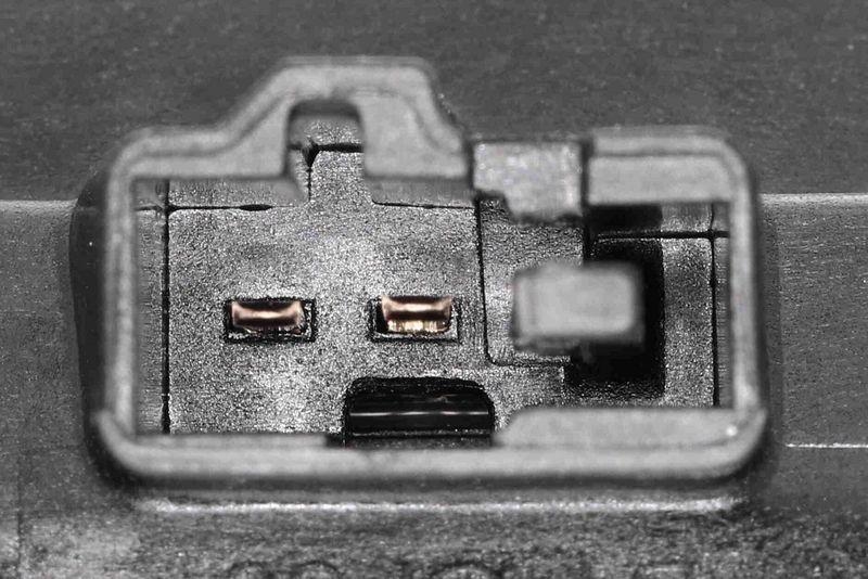 VEMO V10-72-7805 Heckklappengriff Taster für SKODA