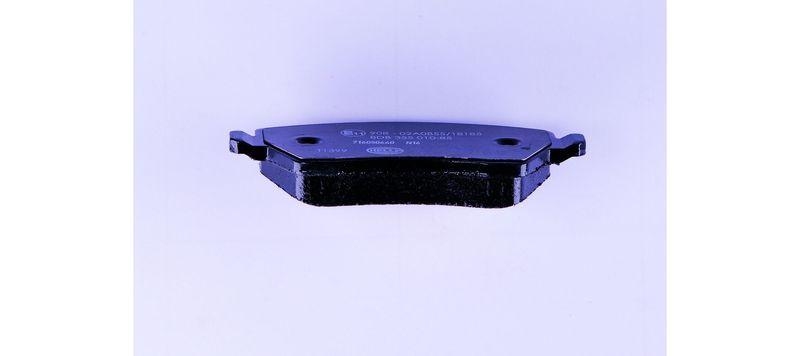 HELLA 8DB 355 010-851 Bremsbelagsatz, Scheibenbremsbelag f&uuml;r RENAULT/NISSAN/DACIA