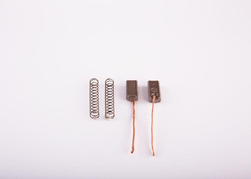 Bosch 9 124 080 043 Kohleb&uuml;rstensatz