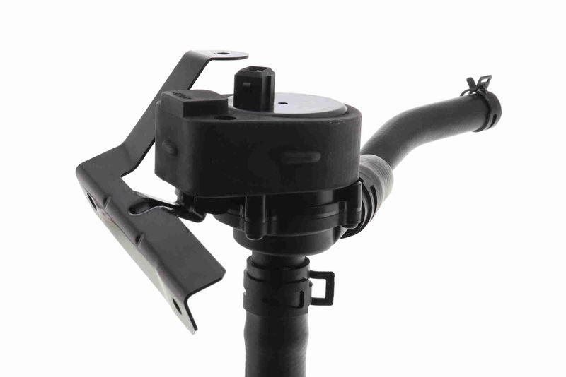 VAICO V38-0587 K&uuml;hlmittelrohrleitung f&uuml;r NISSAN